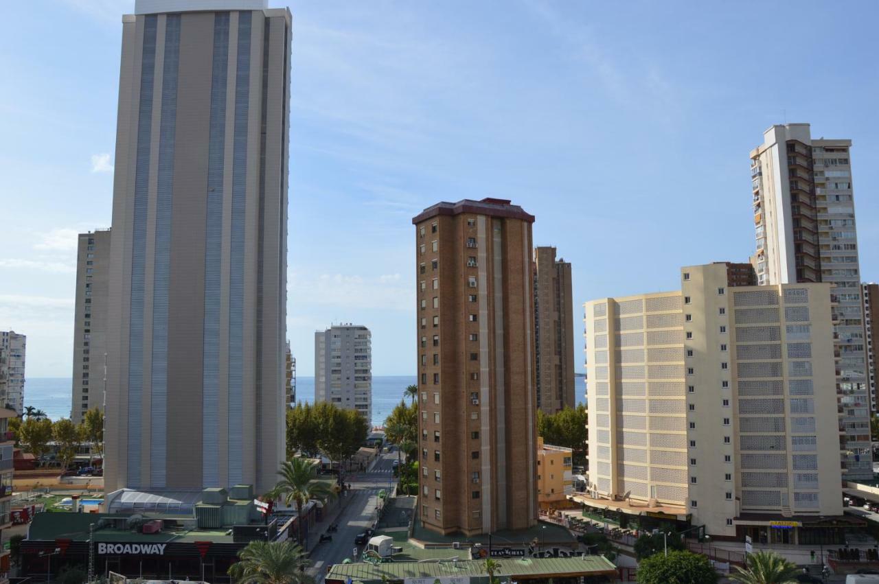 Apartamentos Provima Бенидорм Экстерьер фото